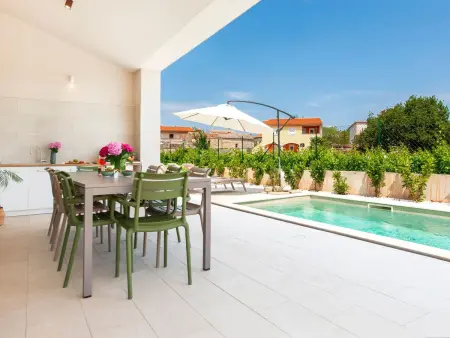 Echo Villa en Istrie : maison 8 pers, piscine privée jacuzzi : photo 7