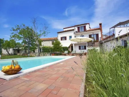 Villa 5 chambres avec piscine à Kujići : photo 7