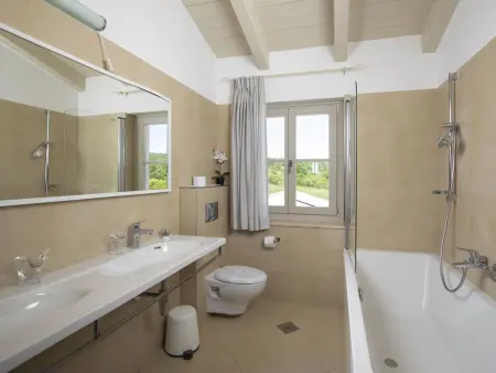 Heritage Villa Lilly – Maison 7 personnes, sauna et piscine privée : photo 42