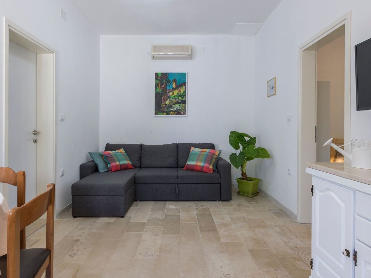 Villa Jurko à Rakalj : piscine privée et terrasse - Photo 15