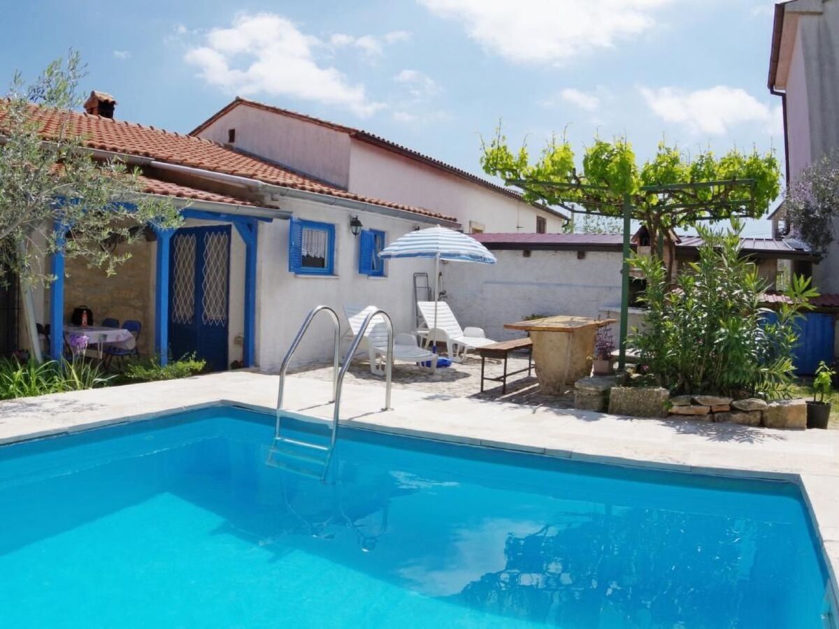 Maison Rakalj : piscine privée, 2 chambres, 4 pers. - Photo 4
