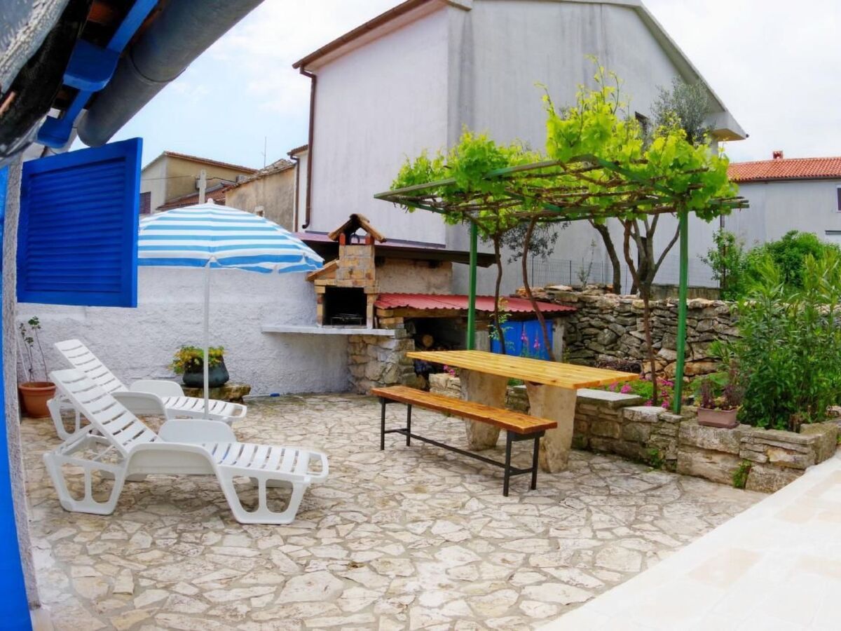Maison Rakalj : piscine privée, 2 chambres, 4 pers. - Photo 8