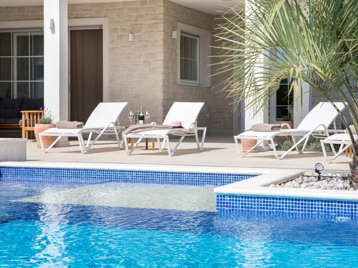 Villa Casta Diva – Maison 4 chambres avec piscine 58 m² - Photo 3