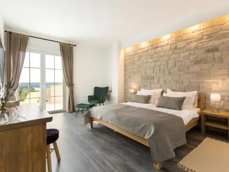 Villa Casta Diva – Maison 4 chambres avec piscine 58 m²