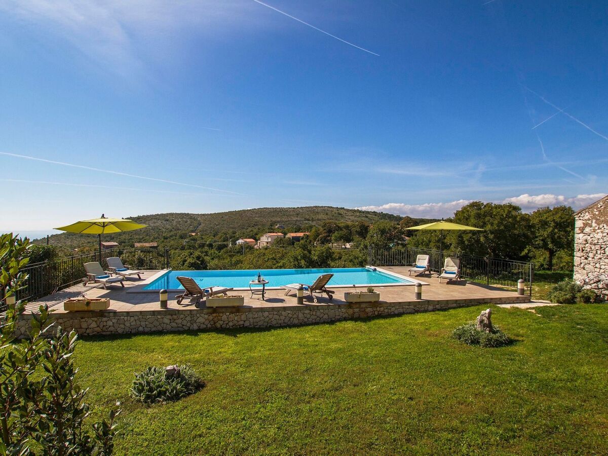 Villa Albina, maison Tuscan 4 chambres avec piscine à débordement - Photo 1