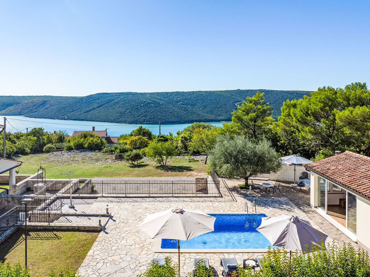 Villa Mare à Trget : maison avec piscine privée et vue mer - Photo 9