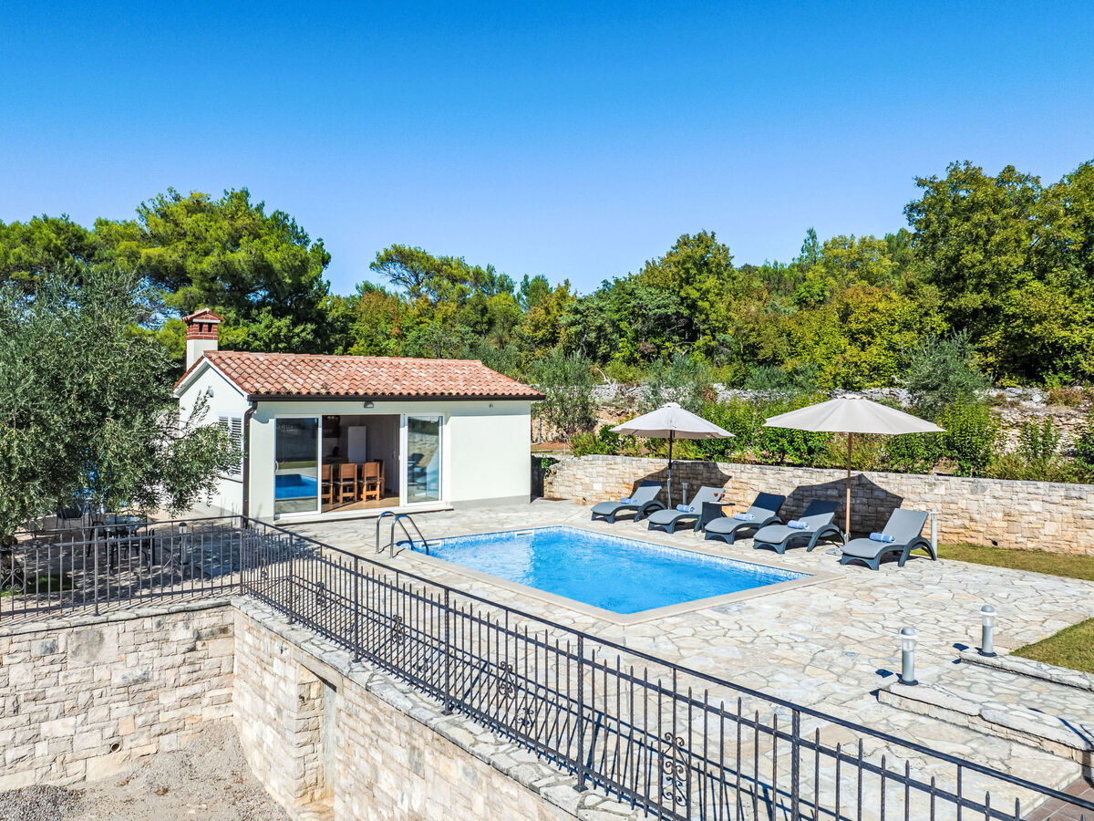 Villa Mare à Trget : maison avec piscine privée et vue mer - Photo 12