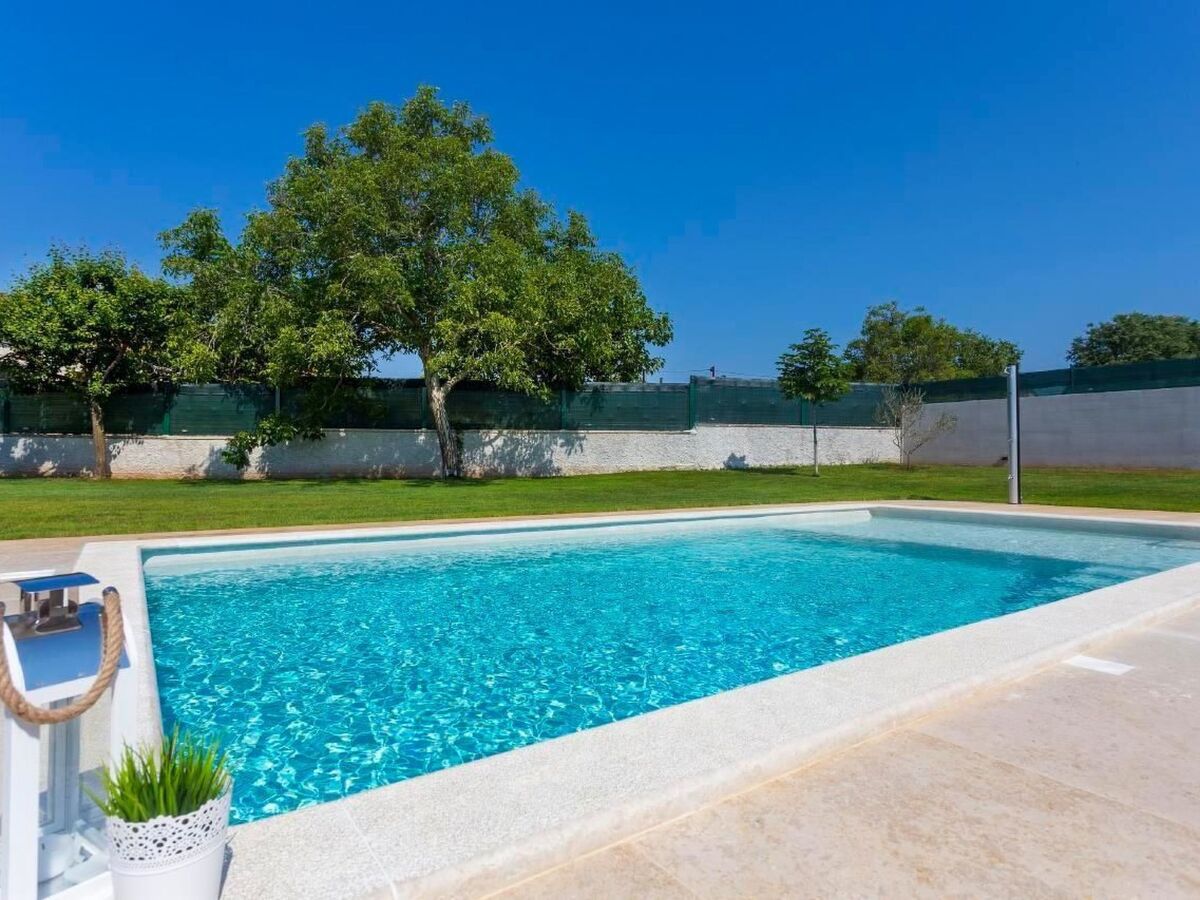 Villa Anavi – Maison 8 personnes, piscine privée à Barban - Photo 6