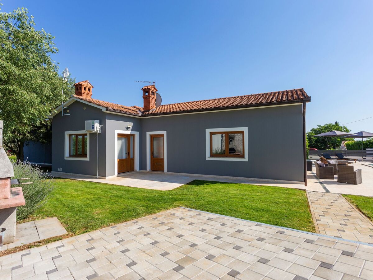 Villa Anavi – Maison 8 personnes, piscine privée à Barban - Photo 12