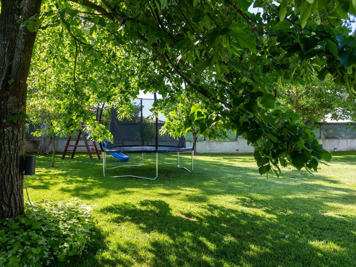 Villa Anavi – Maison 8 personnes, piscine privée à Barban - Photo 18