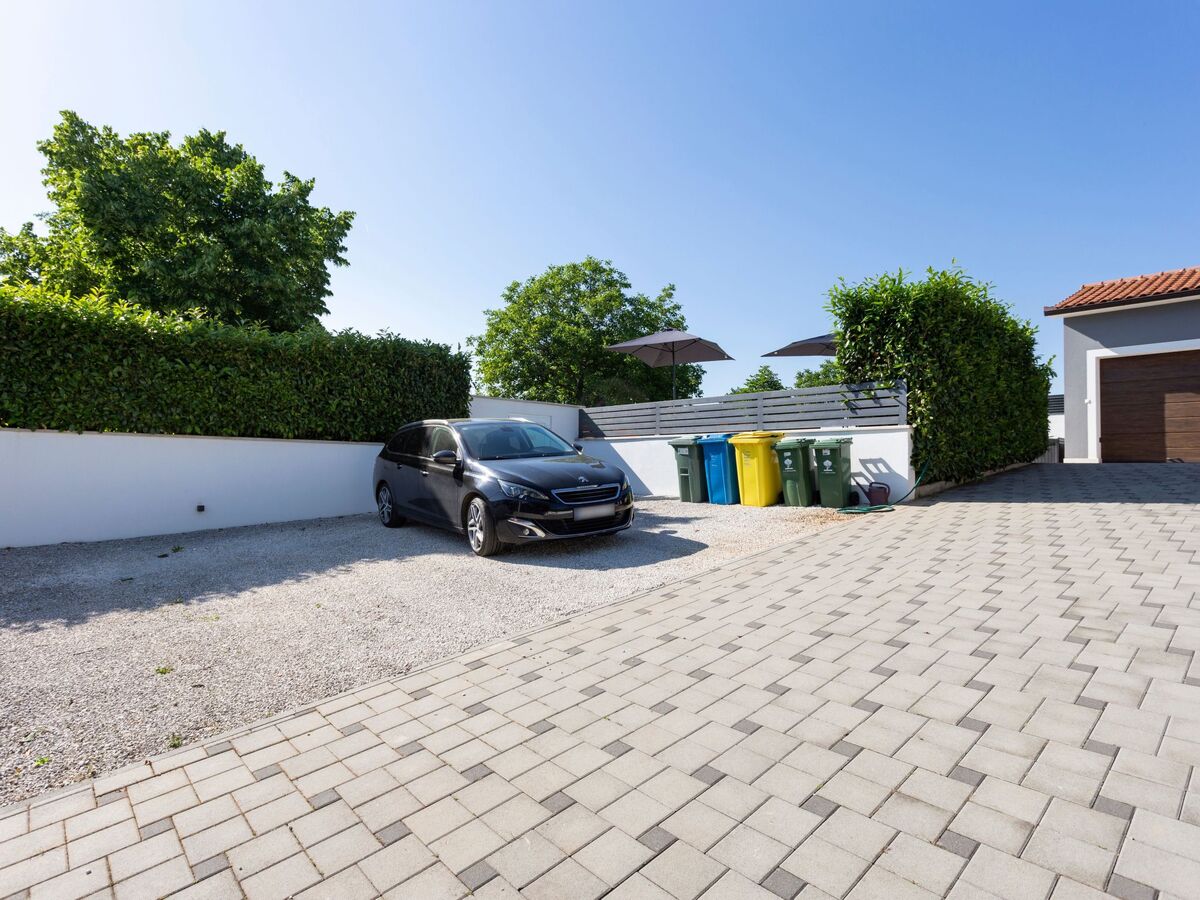 Villa Anavi – Maison 8 personnes, piscine privée à Barban - Photo 25