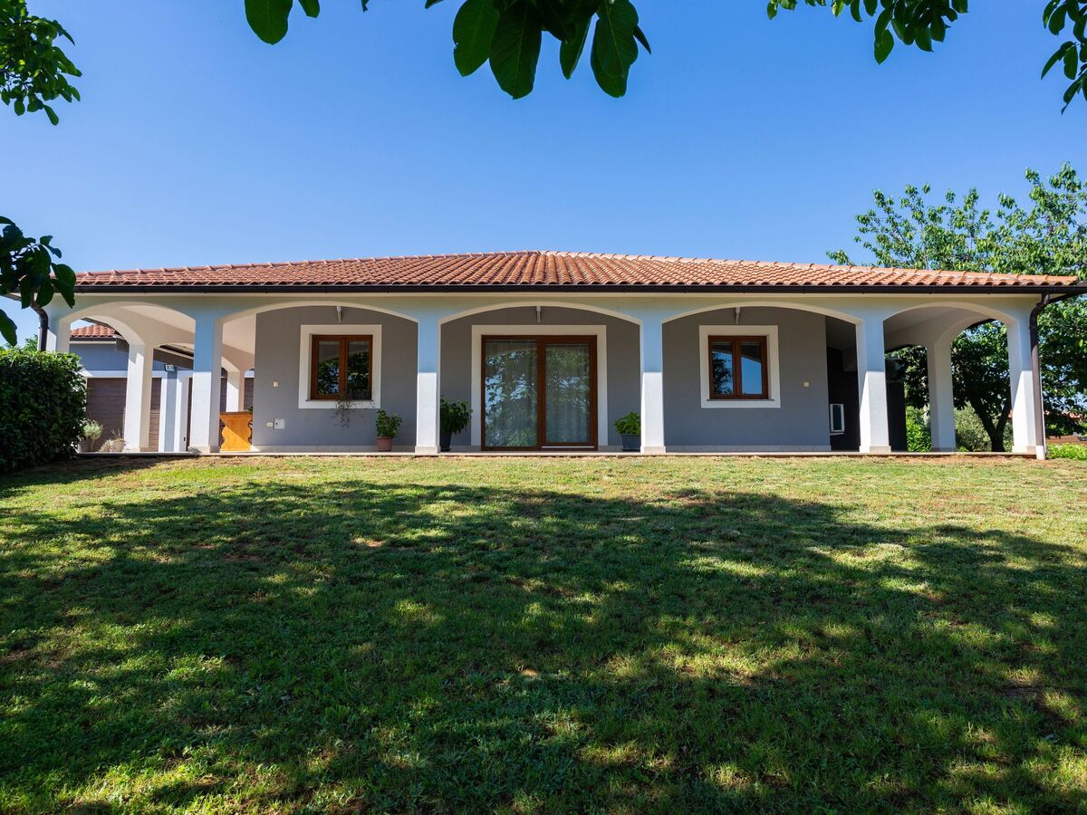 Villa Anavi – Maison 8 personnes, piscine privée à Barban - Photo 26