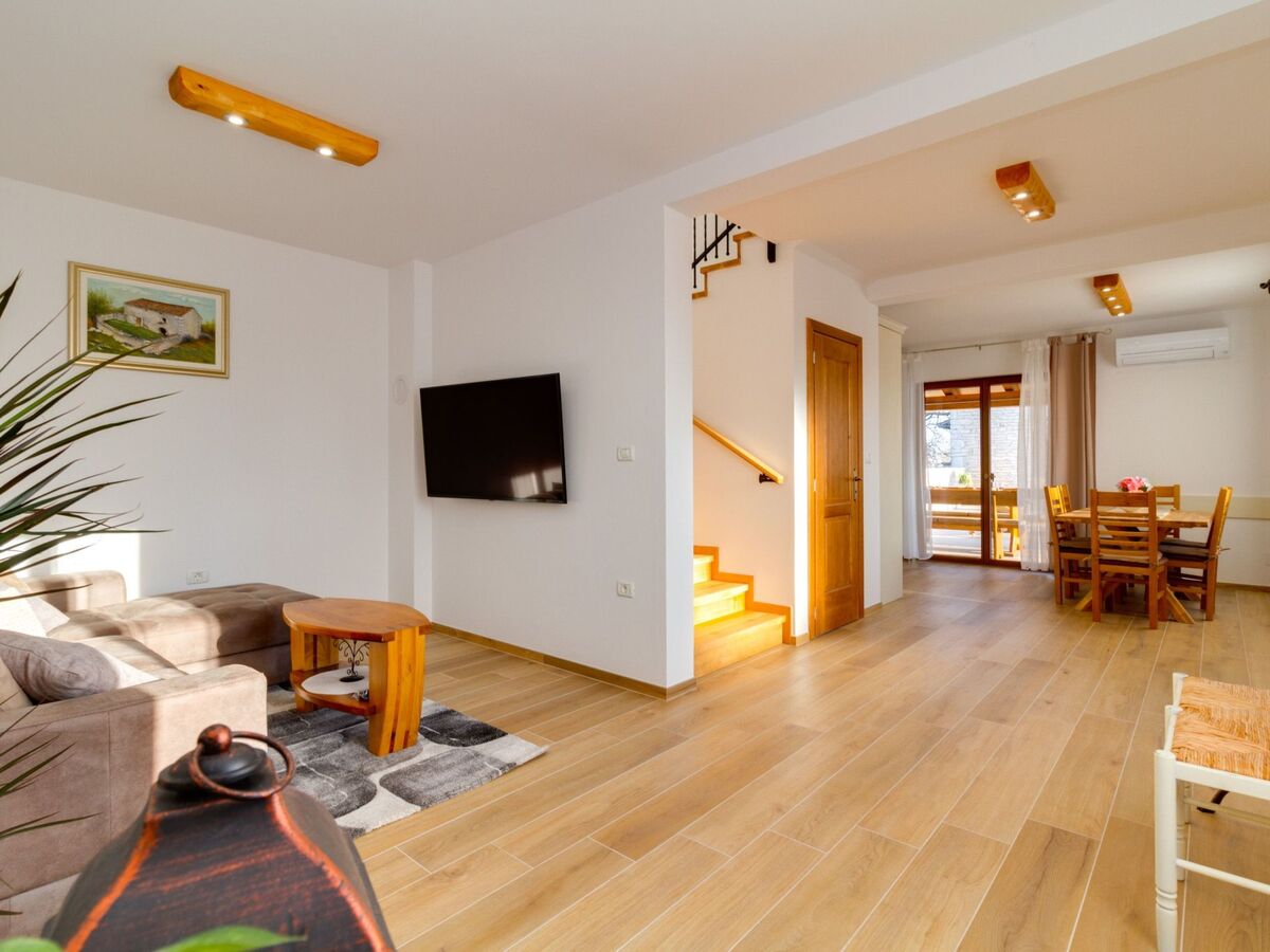 Villa Nima à Barban – maison avec piscine eau salée - Photo 9