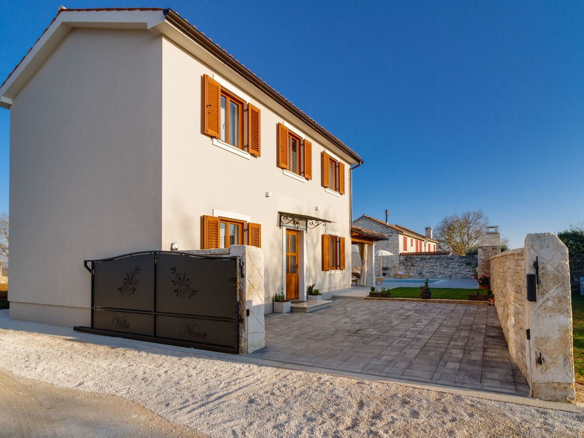 Villa Nima à Barban – maison avec piscine eau salée - Photo 21