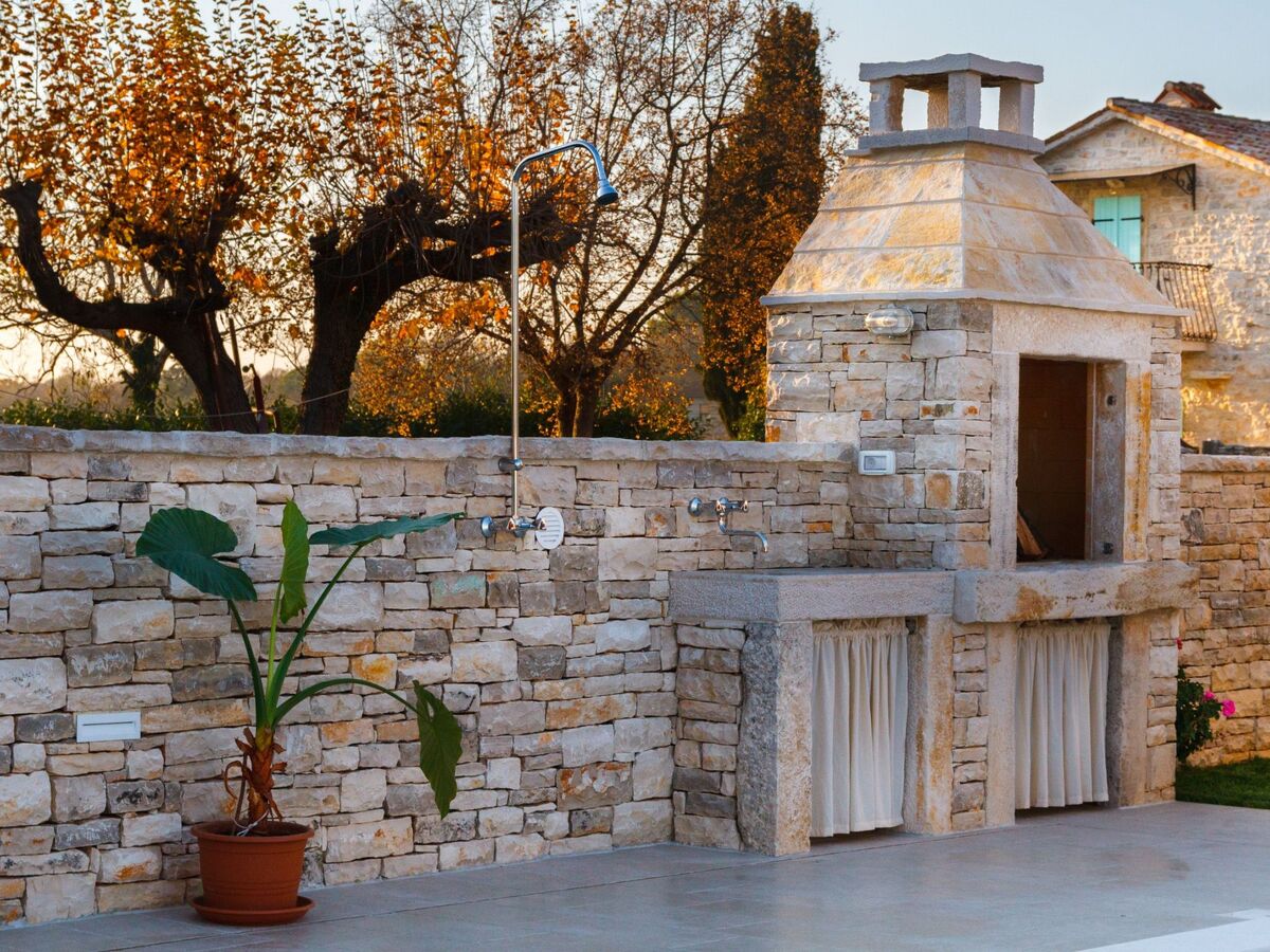 Villa Nima à Barban – maison avec piscine eau salée - Photo 23