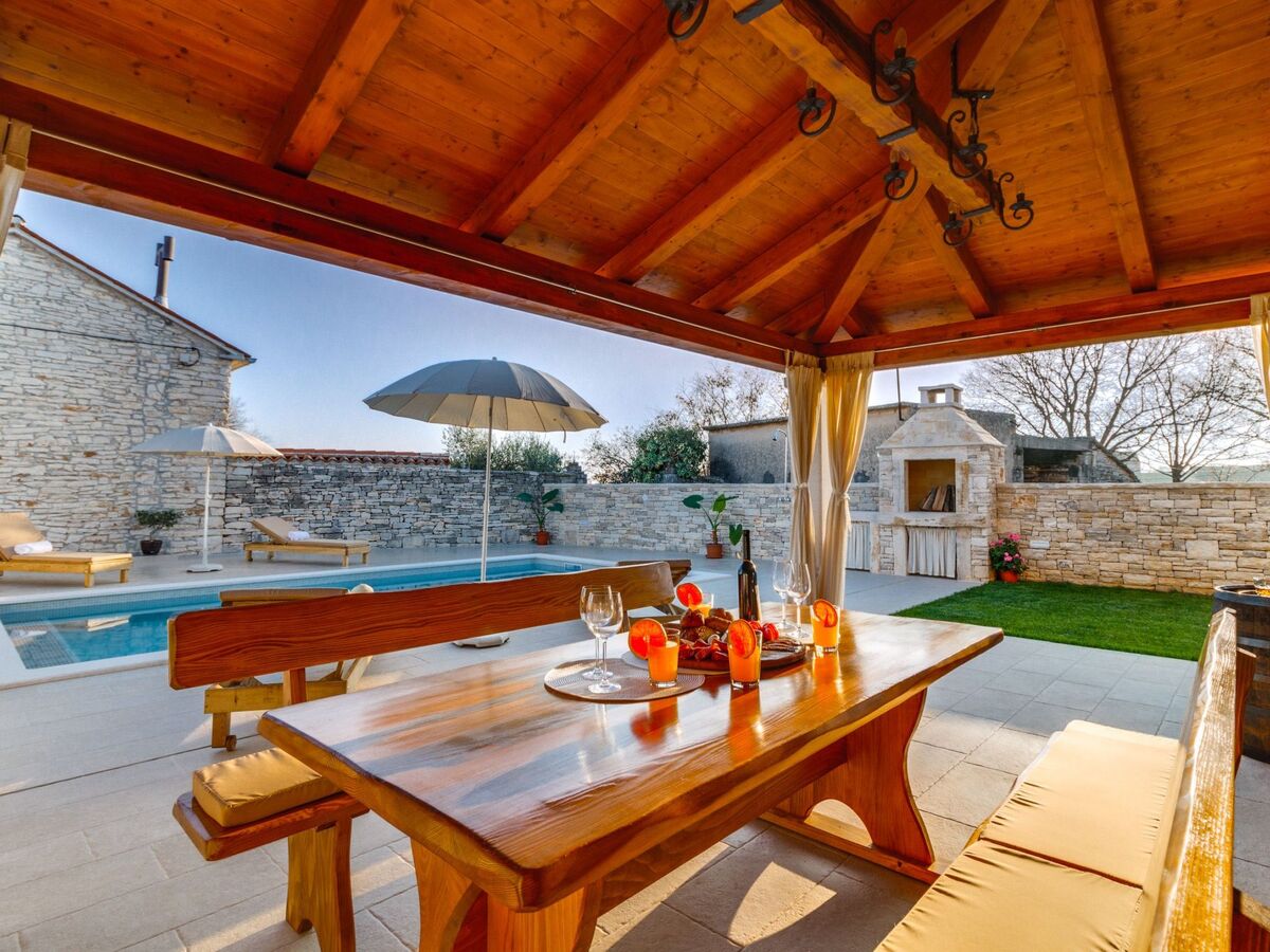 Villa Nima à Barban – maison avec piscine eau salée - Photo 28