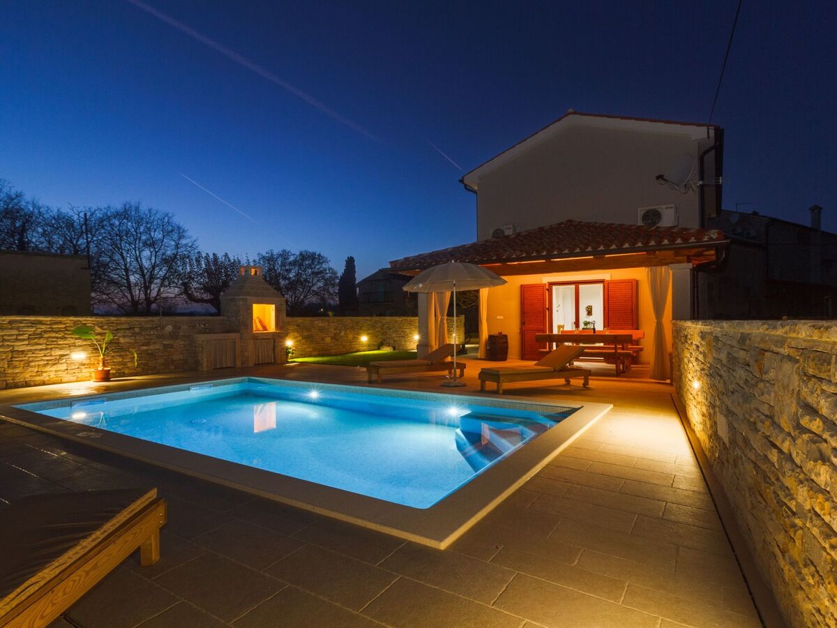 Villa Nima à Barban – maison avec piscine eau salée - Photo 36