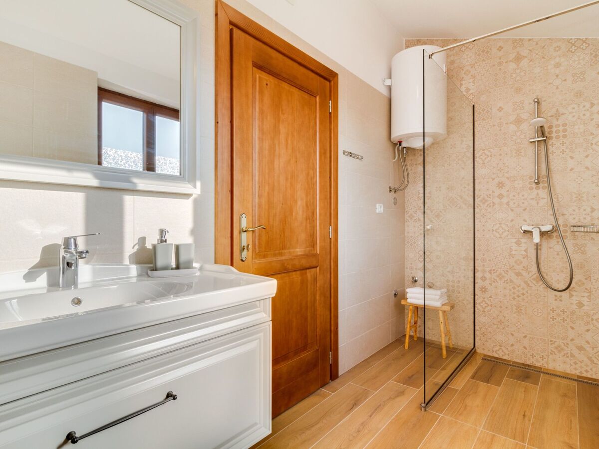 Villa Nima à Barban – maison avec piscine eau salée - Photo 53