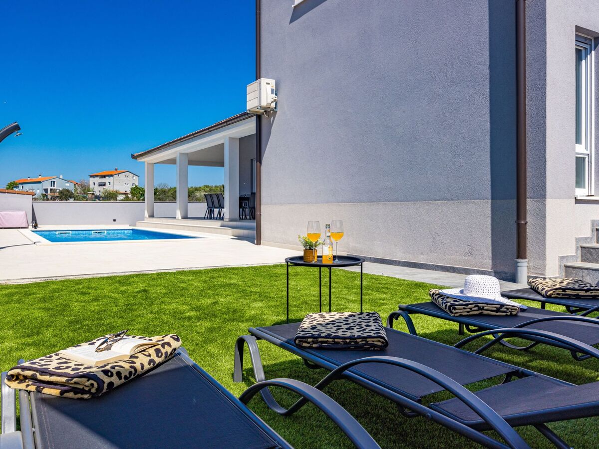Villa Tea - Maison 8 pers. piscine chauffée Barban - Photo 9