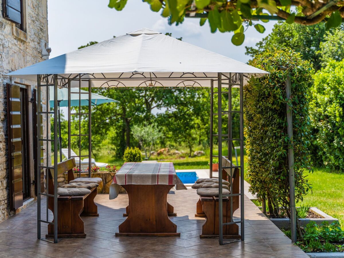 Maison Bulići : 10 personnes, piscine privée 8x4m, 10 000m² de nature - Photo 5