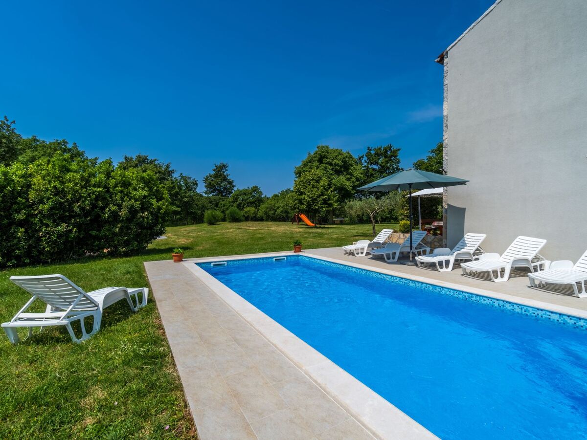 Maison Bulići : 10 personnes, piscine privée 8x4m, 10 000m² de nature - Photo 9