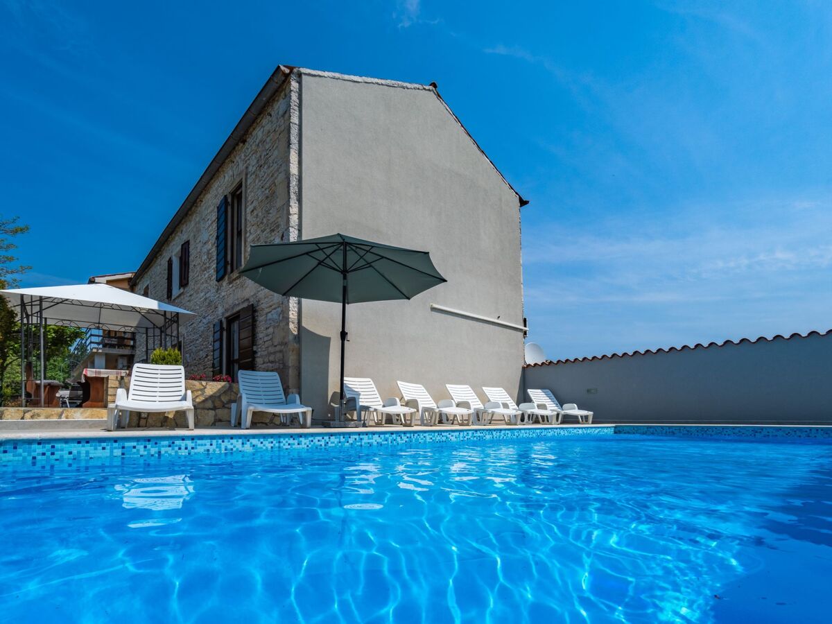 Maison Bulići : 10 personnes, piscine privée 8x4m, 10 000m² de nature - Photo 11