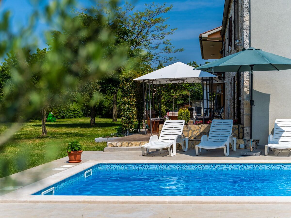 Maison Bulići : 10 personnes, piscine privée 8x4m, 10 000m² de nature - Photo 20