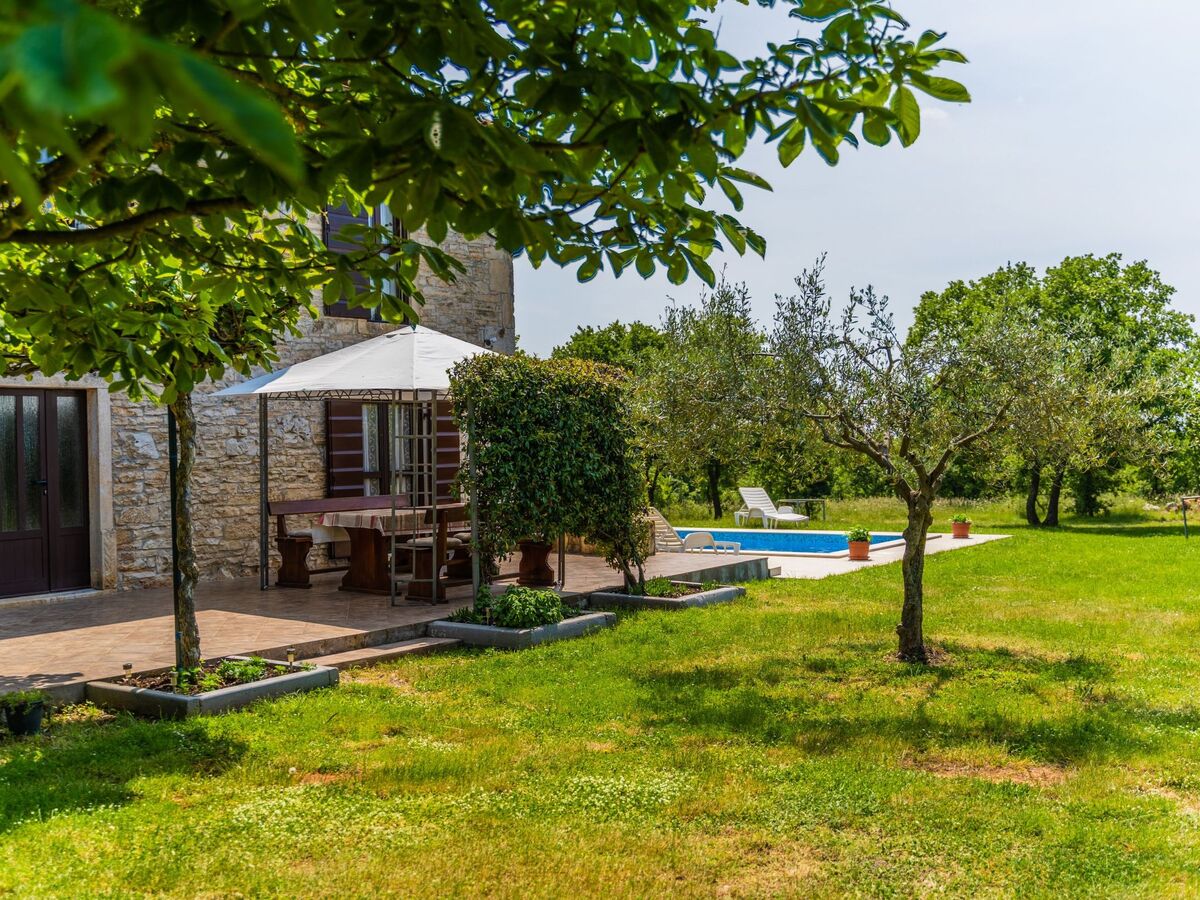 Maison Bulići : 10 personnes, piscine privée 8x4m, 10 000m² de nature - Photo 21