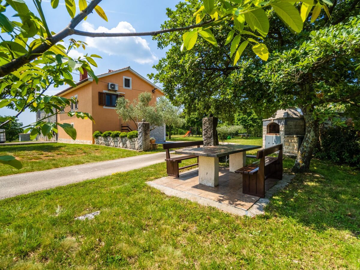 Maison Bulići : 10 personnes, piscine privée 8x4m, 10 000m² de nature - Photo 22