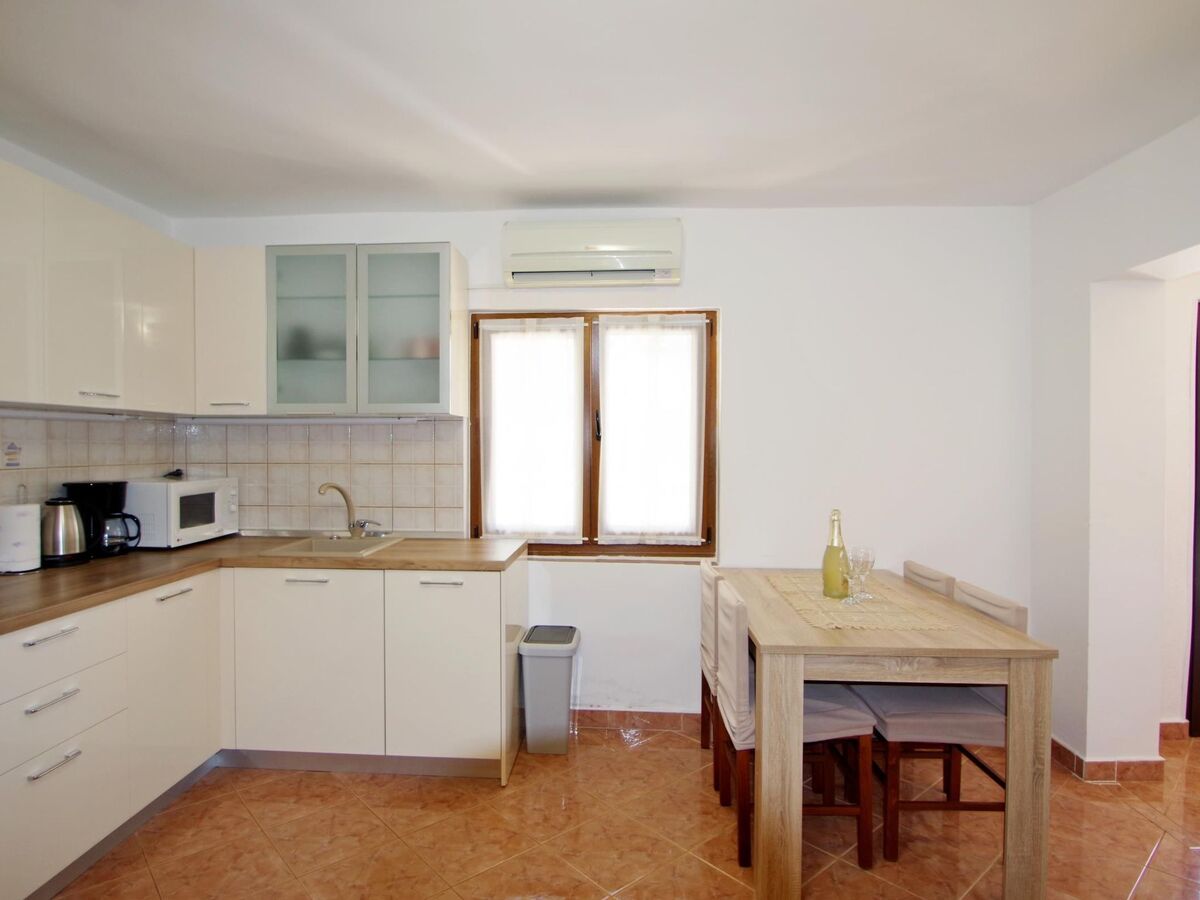 Maison Bulići : 10 personnes, piscine privée 8x4m, 10 000m² de nature - Photo 32