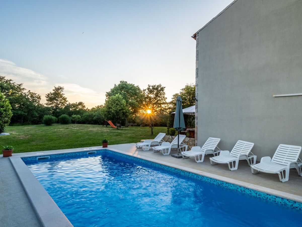 Maison Bulići : 10 personnes, piscine privée 8x4m, 10 000m² de nature - Photo 39