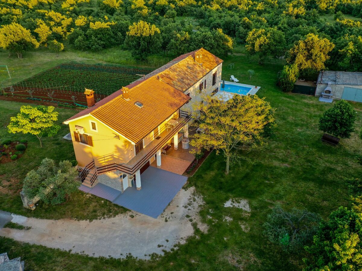 Maison Bulići : 10 personnes, piscine privée 8x4m, 10 000m² de nature - Photo 47