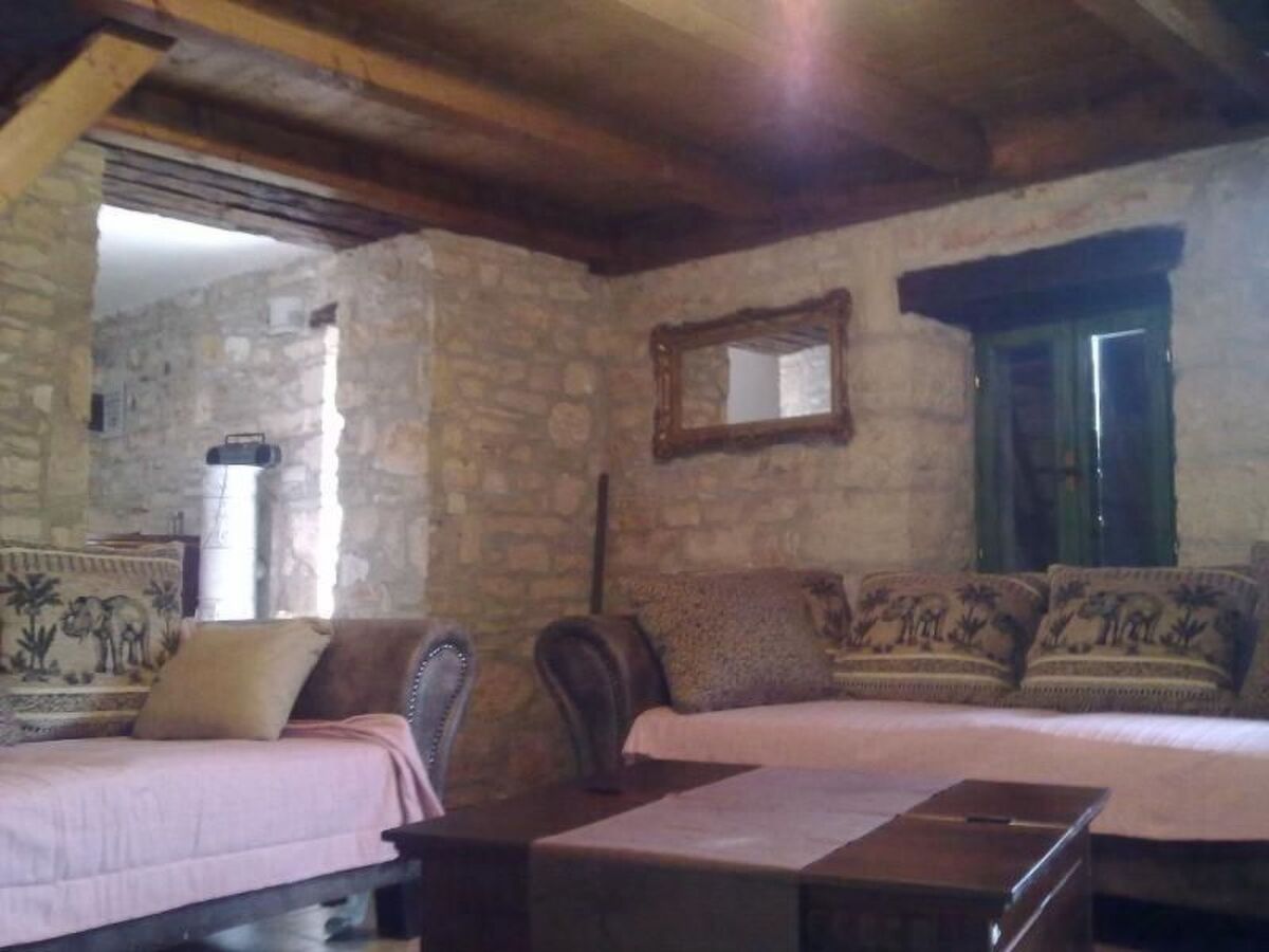 Maison en pierre avec piscine privée à Barban - Photo 20