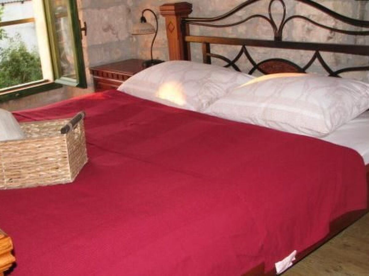 Maison en pierre avec piscine privée à Barban - Photo 30