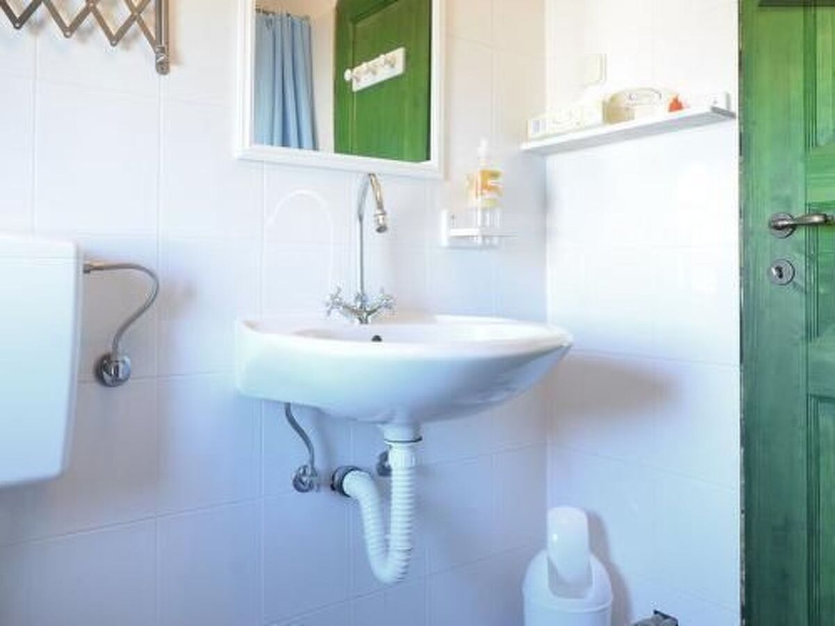 Maison en pierre avec piscine privée à Barban - Photo 33