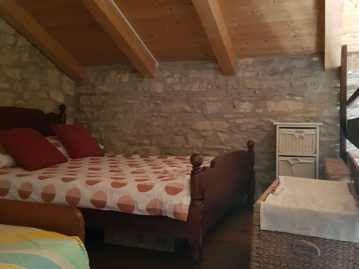 Maison en pierre avec piscine privée à Barban - Photo 42