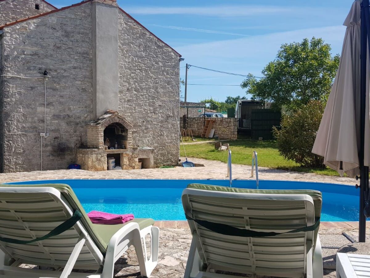 Maison en pierre avec piscine privée à Barban - Photo 52