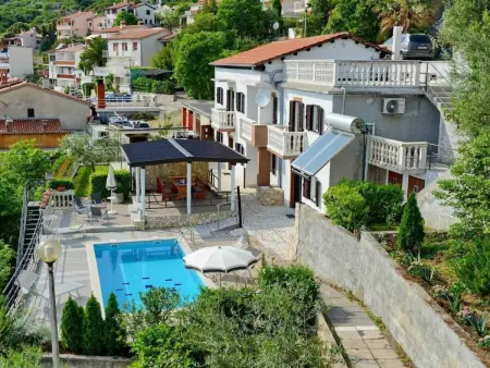 'Villa Ivisa' mit eigenem Pool, Maison 8 personnes à Rabac - Photo 2