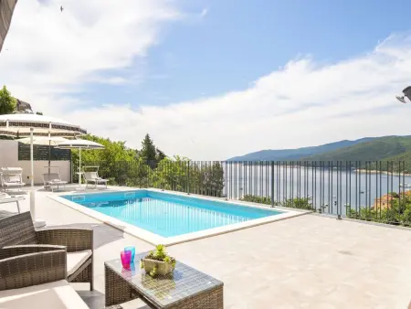 Location maison à Rabac, Persic mit privatem Pool