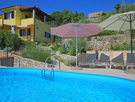 mit eigenem Pool und schönem Meerblick, Maison 5 personnes à Rabac - Photo 1