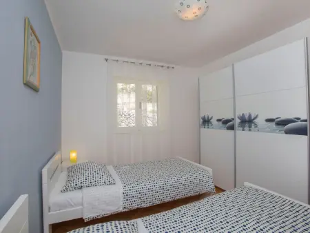 mit eigenem Pool und schönem Meerblick, Maison 5 personnes à Rabac - Photo 10