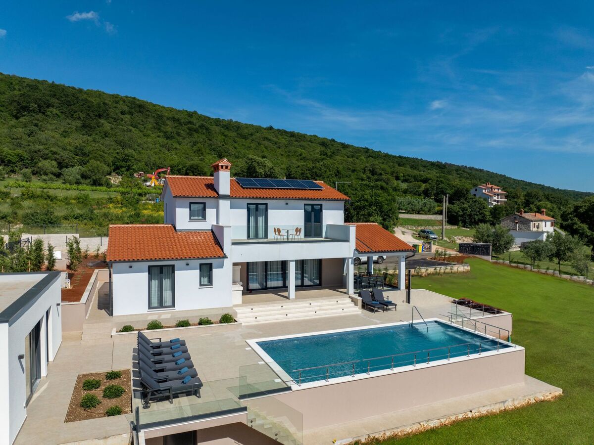 Villa Astrid 5 étoiles - Maison 11 pers, piscine - Photo 1