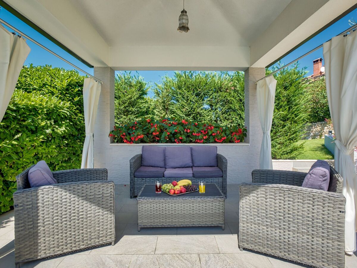 Maison Ines avec spa et piscine privée à Drenje - Photo 7