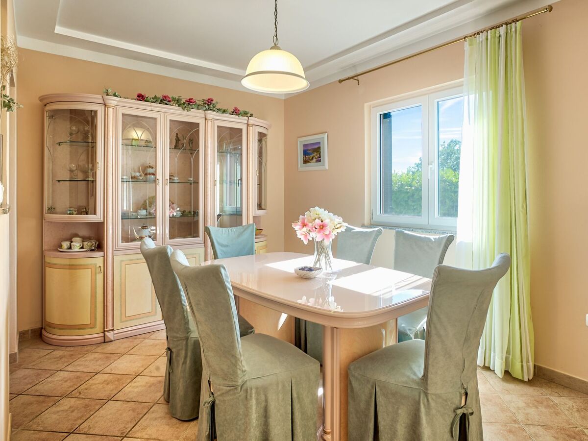 Maison Ines avec spa et piscine privée à Drenje - Photo 22