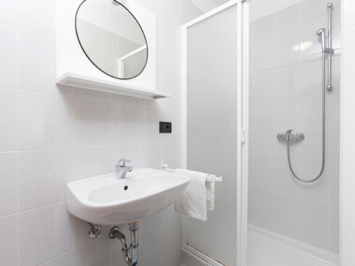 Maison Sanchi, 2 unités avec piscine privée à Drenje - Photo 18
