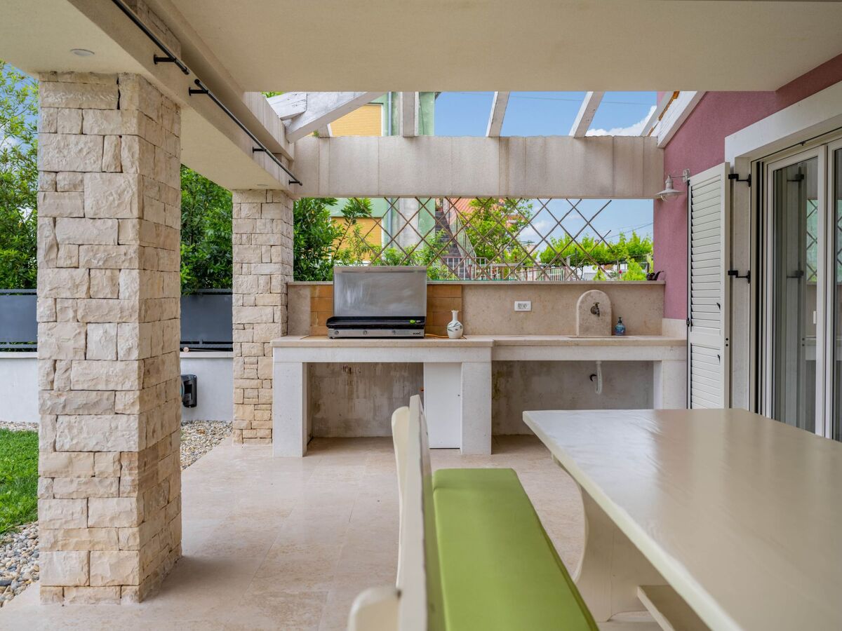 Villa Violetta – Maison 4 chambres avec piscine privée - Photo 24