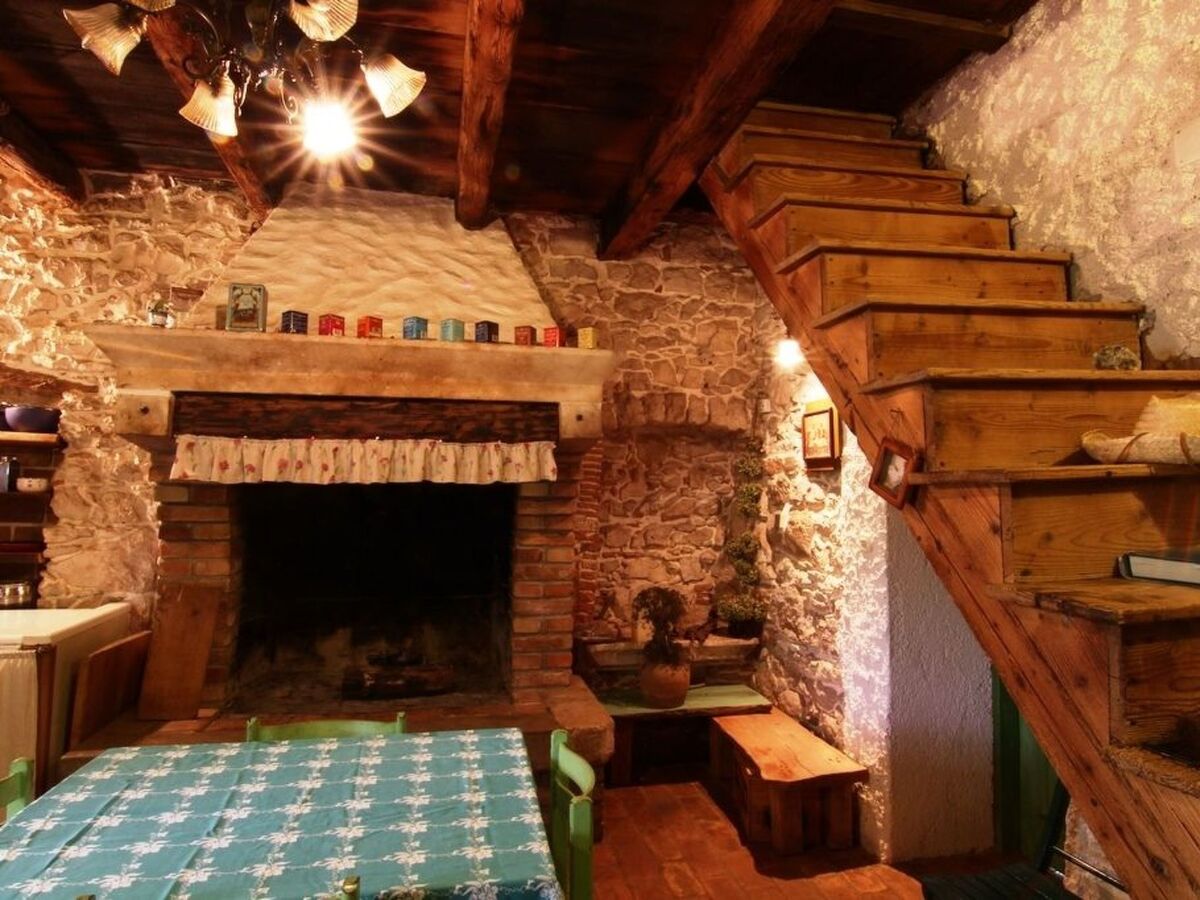 Maison en pierre du 17e siècle avec jardin privé à Drenje - Photo 2