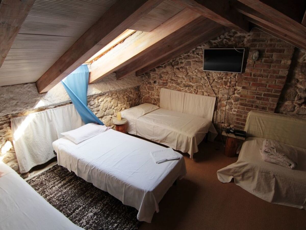 Maison en pierre du 17e siècle avec jardin privé à Drenje - Photo 18
