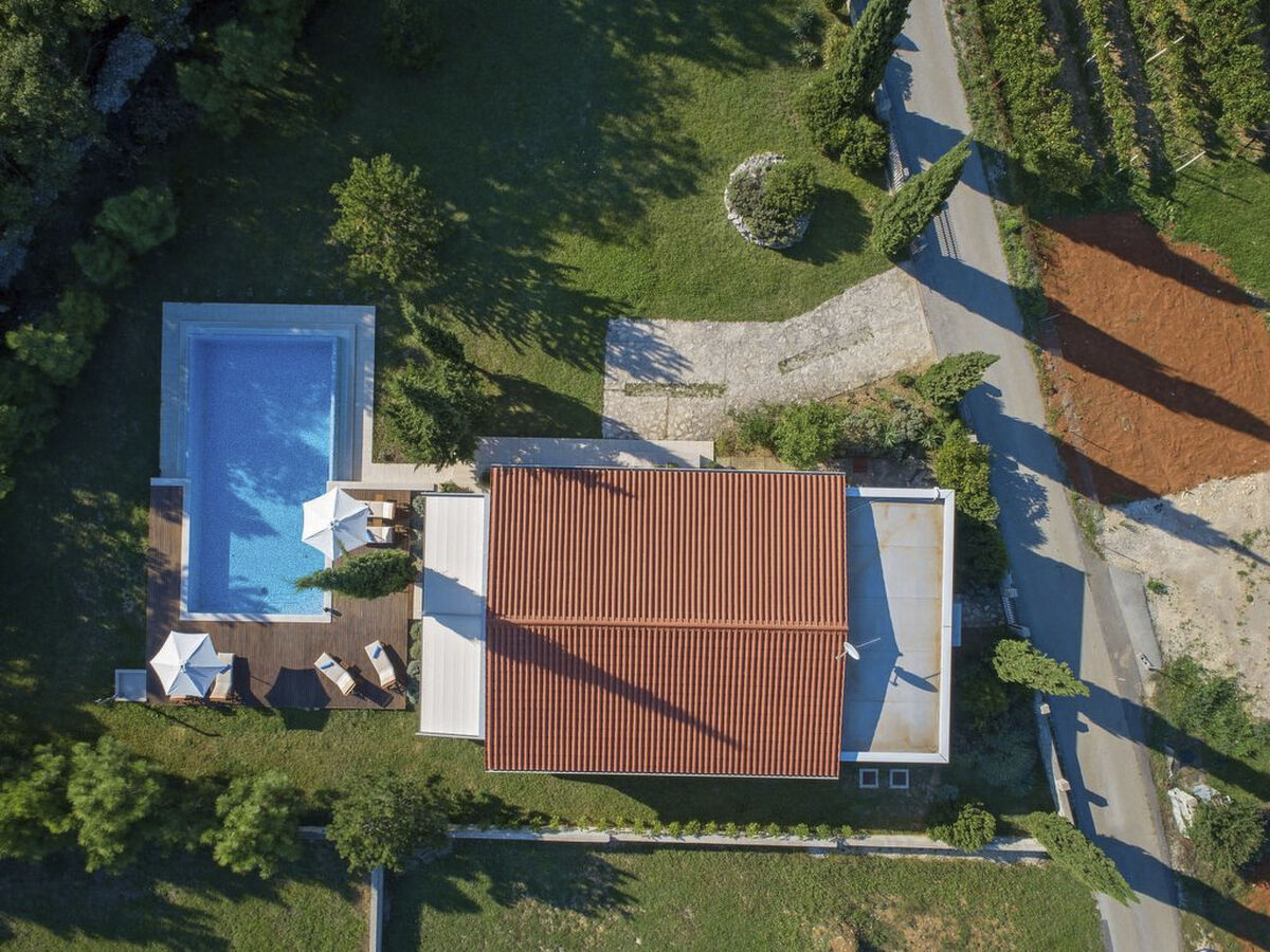 Villa Breg, piscine privée et jacuzzi à Drenje - Photo 3