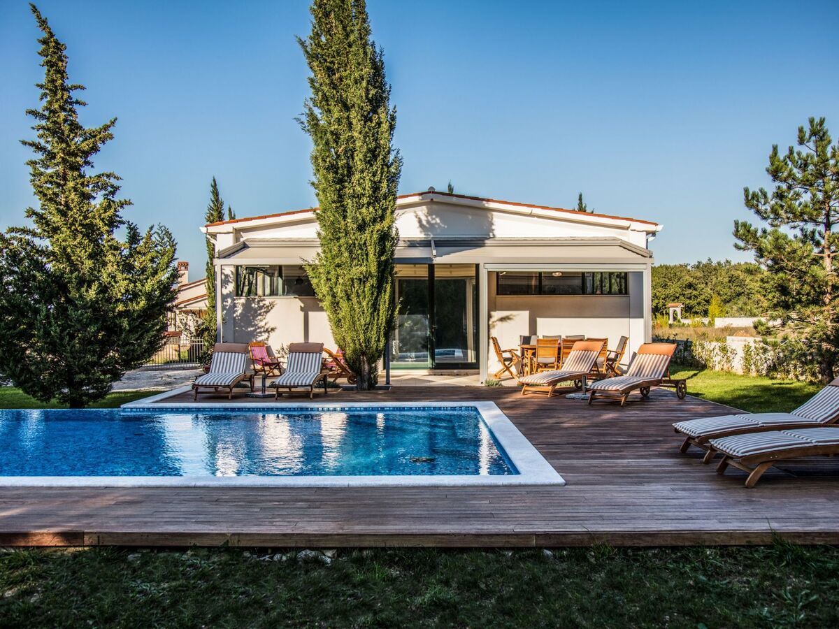 Villa Breg, piscine privée et jacuzzi à Drenje - Photo 7